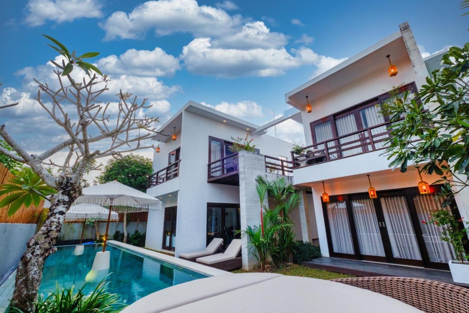 Skyfall Luxury Beach Villa Nusa Dua  Buitenkant foto
